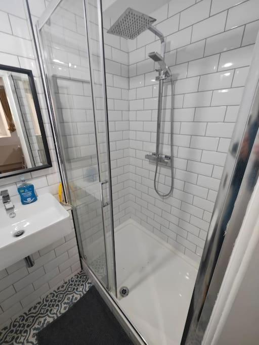New Studio Flat In Old Street - Zone 1 Lejlighed London Eksteriør billede