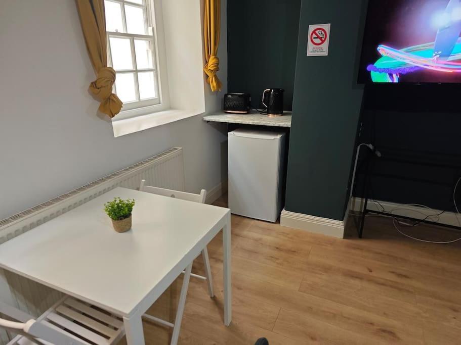 New Studio Flat In Old Street - Zone 1 Lejlighed London Eksteriør billede