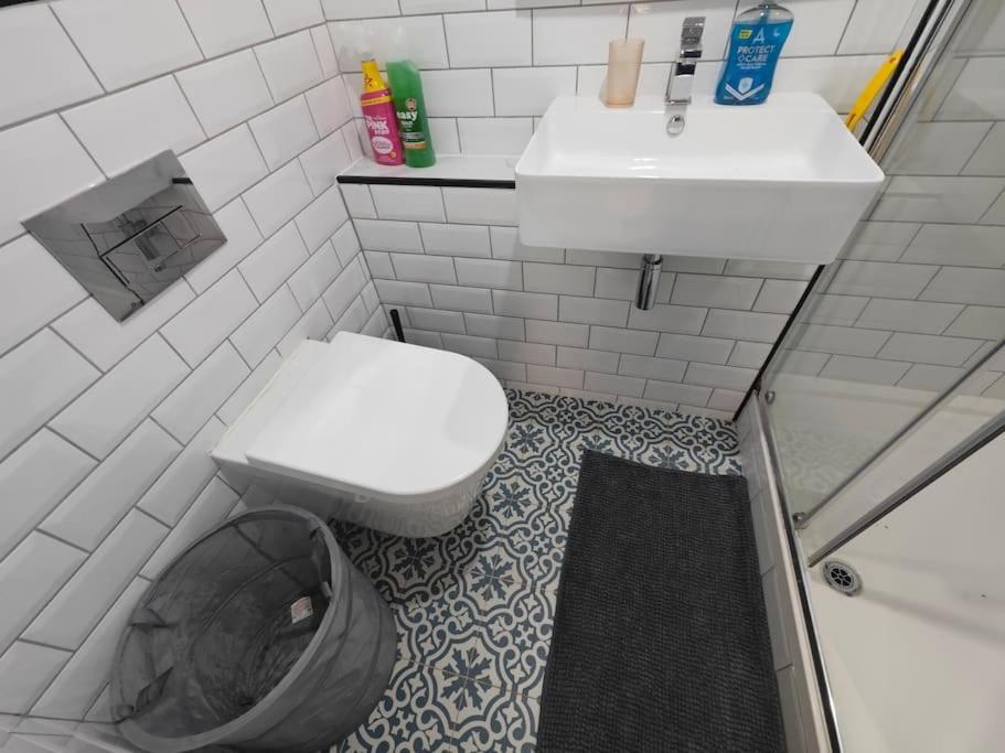 New Studio Flat In Old Street - Zone 1 Lejlighed London Eksteriør billede